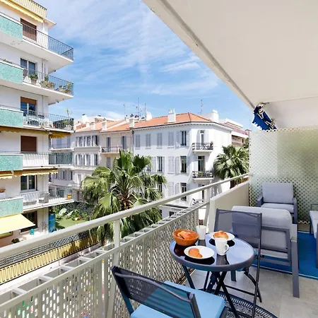 Perle Doree Yourhosthelper * Cannes