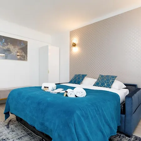 Perle Dorée Yourhosthelper Cannes